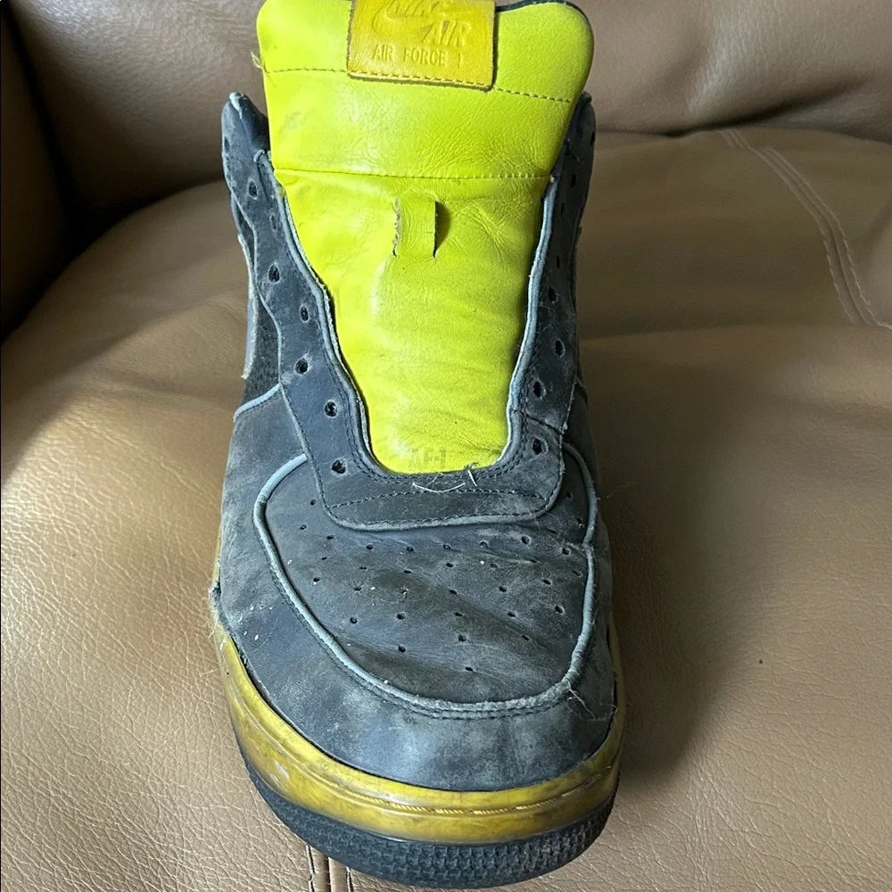 Nike Men's Air Force size 13 Black and Yellow - Picture 4 of 14